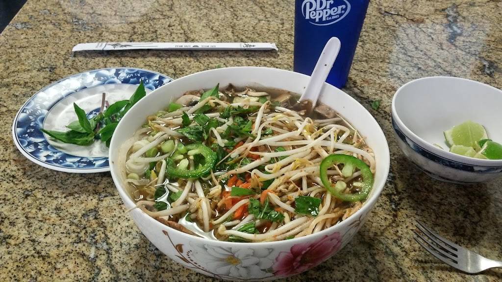Pho 38 | restaurant | 601 Del Prado Blvd N #10, Cape Coral, FL 33909, USA | 2398290343 OR +1 239-829-0343
