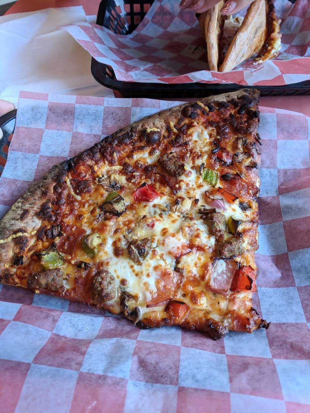 Southside Flying Pizza | restaurant | 2702 E Cesar Chavez St, Austin, TX 78702, USA | 5126006962 OR +1 512-600-6962