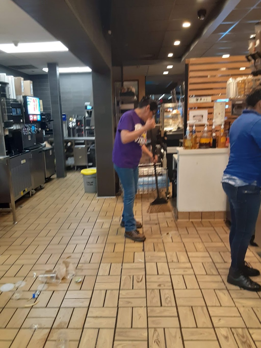 McDonalds | restaurant | 2223 W Main St, Rapid City, SD 57702, USA | 6053423483 OR +1 605-342-3483