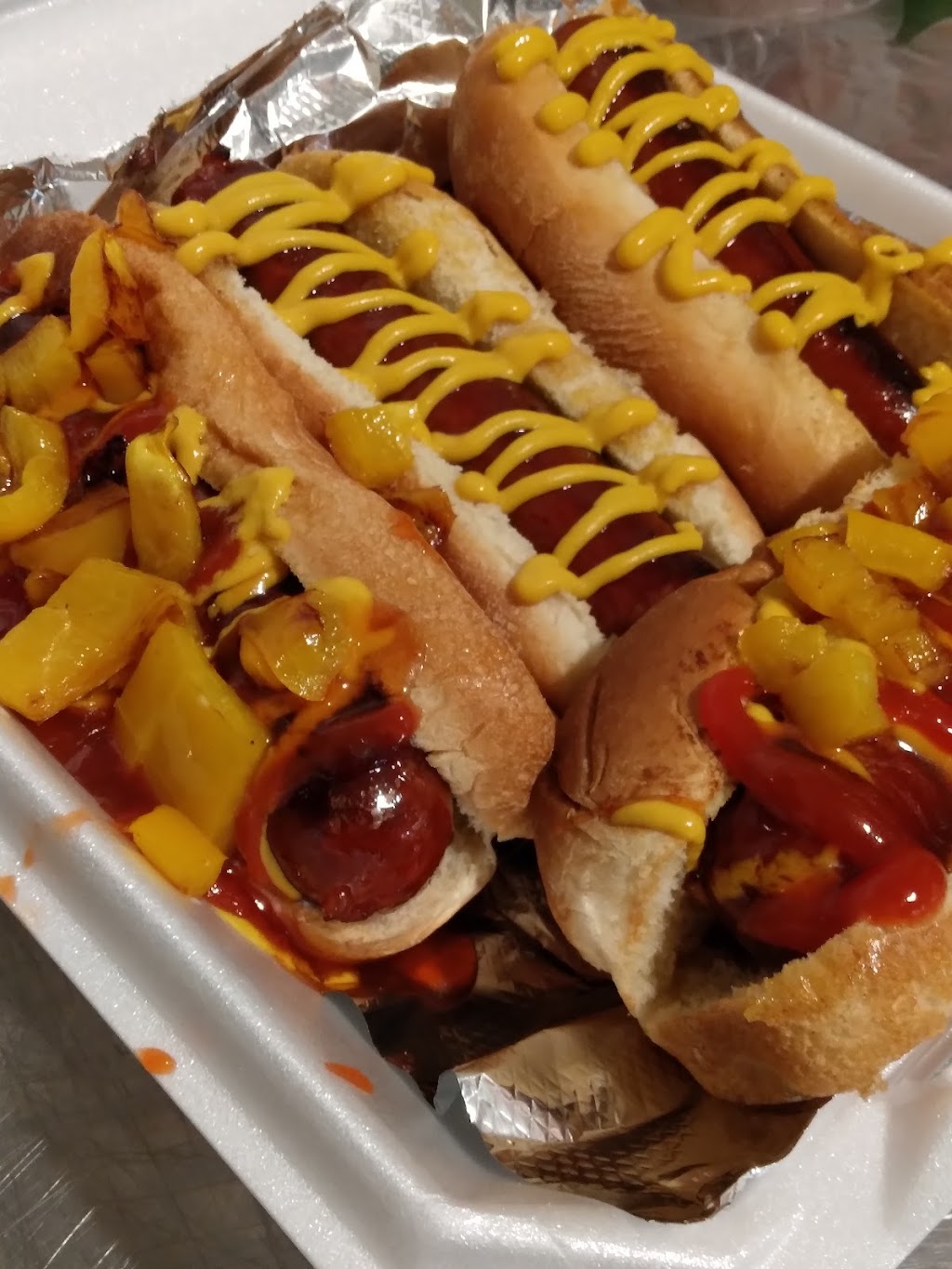 Dames eatery | restaurant | 9371 Auburn St, Detroit, MI 48228, USA | 3139786021 OR +1 313-978-6021