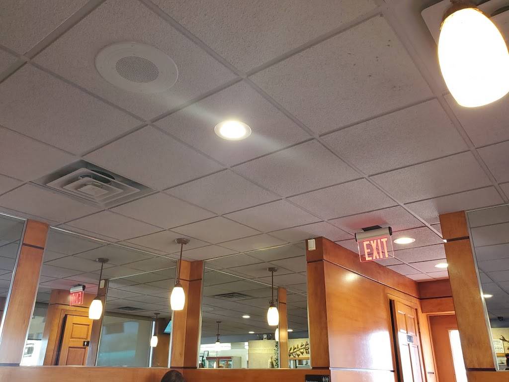 Markos Cozy Cafe | restaurant | 24818 Southfield Rd, Southfield, MI 48075, USA | 2485574324 OR +1 248-557-4324