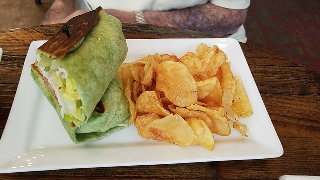 Green Door on 8th | restaurant | 14148 8th St, Dade City, FL 33525, USA | 3524375335 OR +1 352-437-5335