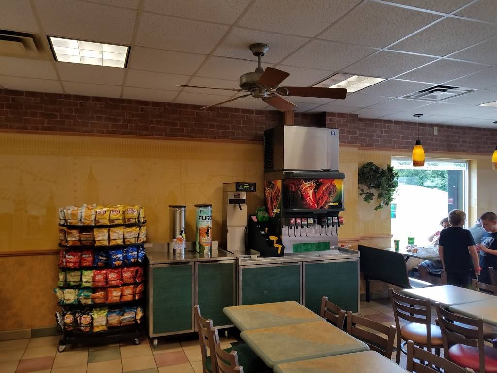 Subway | restaurant | 774 N High St, Chillicothe, OH 45601, USA | 7407790140 OR +1 740-779-0140
