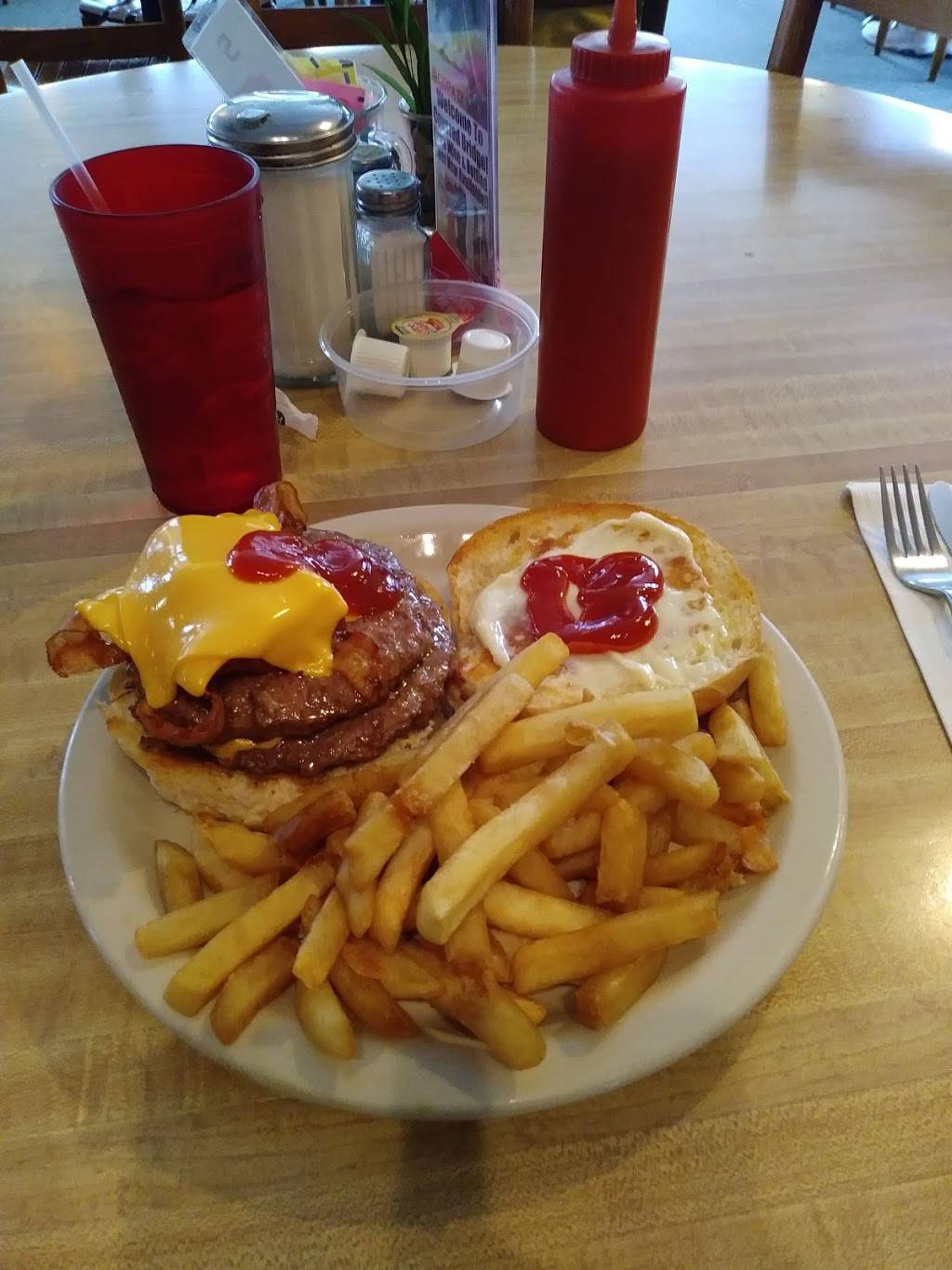 Covered Bridge | restaurant | 2070 Bayshore Blvd, Dunedin, FL 34698, USA | 7277340808 OR +1 727-734-0808