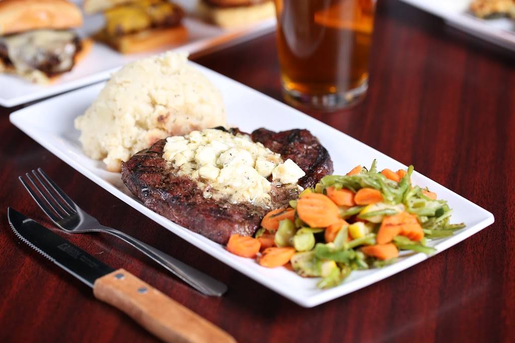 Sports Locker Bar & Grill | restaurant | 30375 Plymouth Rd, Livonia, MI 48150, USA | 7347445172 OR +1 734-744-5172