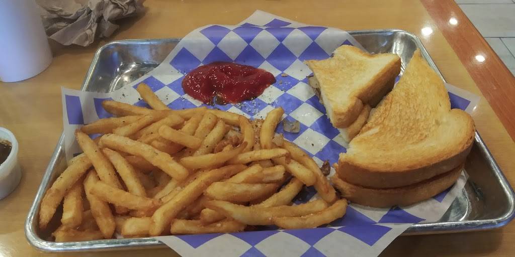 Rozzie Bs | restaurant | 9675 Eagle Dr, Mont Belvieu, TX 77523, USA | 8323077352 OR +1 832-307-7352