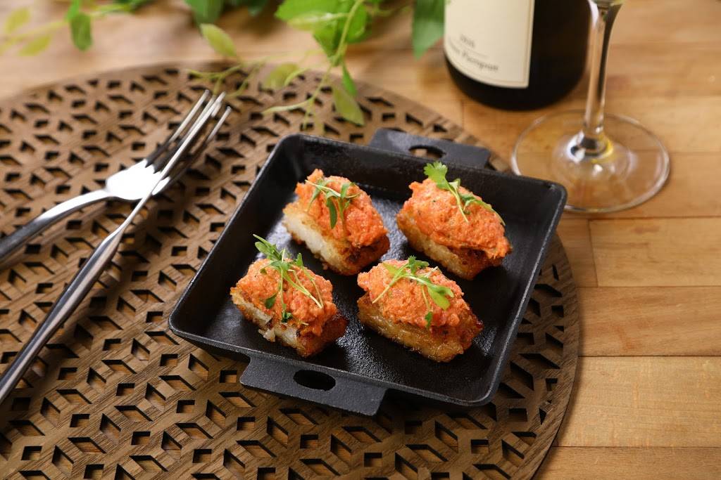 COD Seafood House & Raw Bar | restaurant | 8408 W 3rd St, Los Angeles, CA 90048, USA | 3236589188 OR +1 323-658-9188