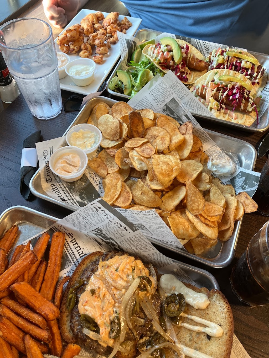 Marilyns | restaurant | 148 S Whelen Ave, Medford, WI 54451, USA | 7153600900 OR +1 715-360-0900