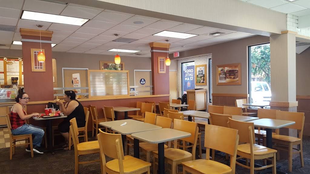 Wendys | restaurant | 2805 Whitson St, Selma, CA 93662, USA | 5598980399 OR +1 559-898-0399