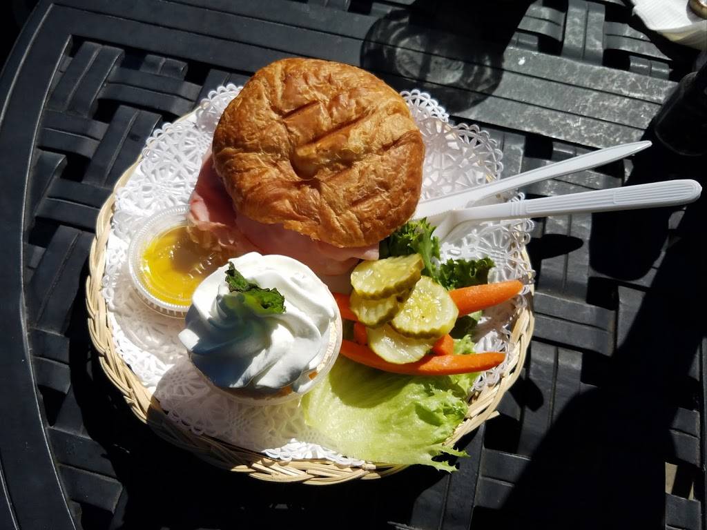 The Picnic Cafe & Party Catering | cafe | 4320 Harding Pike, Nashville, TN 37205, USA | 6152975398 OR +1 615-297-5398