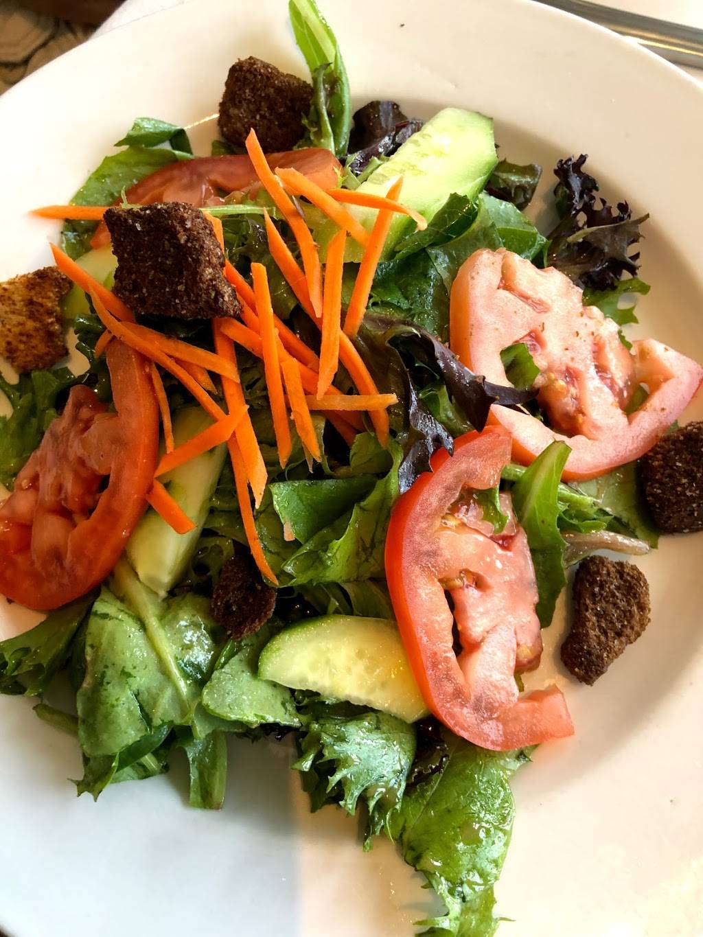 Walls Wharf Restaurant and Catering | restaurant | 18 Greenwich Ave, Bayville, NY 11709, USA | 5166289696 OR +1 516-628-9696