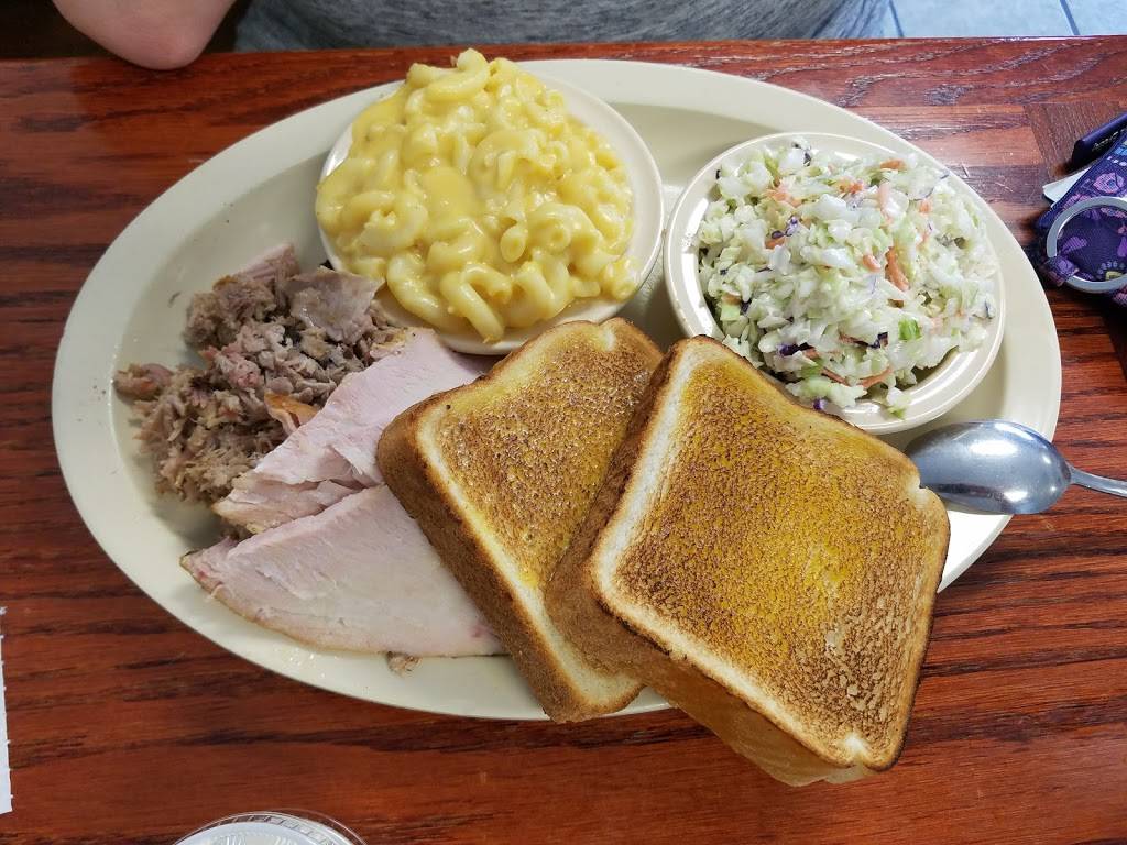 Cousin Willies Smokehouse | restaurant | 280 US-90, Jacksonville, FL 32234, USA | 9042669992 OR +1 904-266-9992