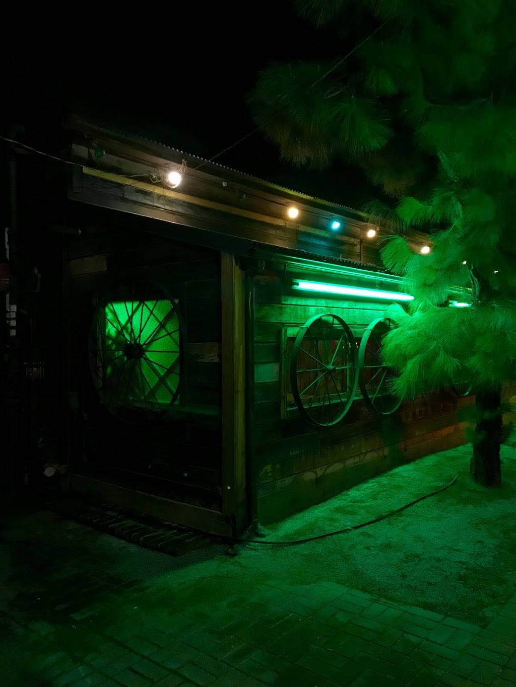 Dutch Frontier Restaurant | restaurant | 23543 Ave 56, Ducor, CA 93218, USA | 5595342293 OR +1 559-534-2293