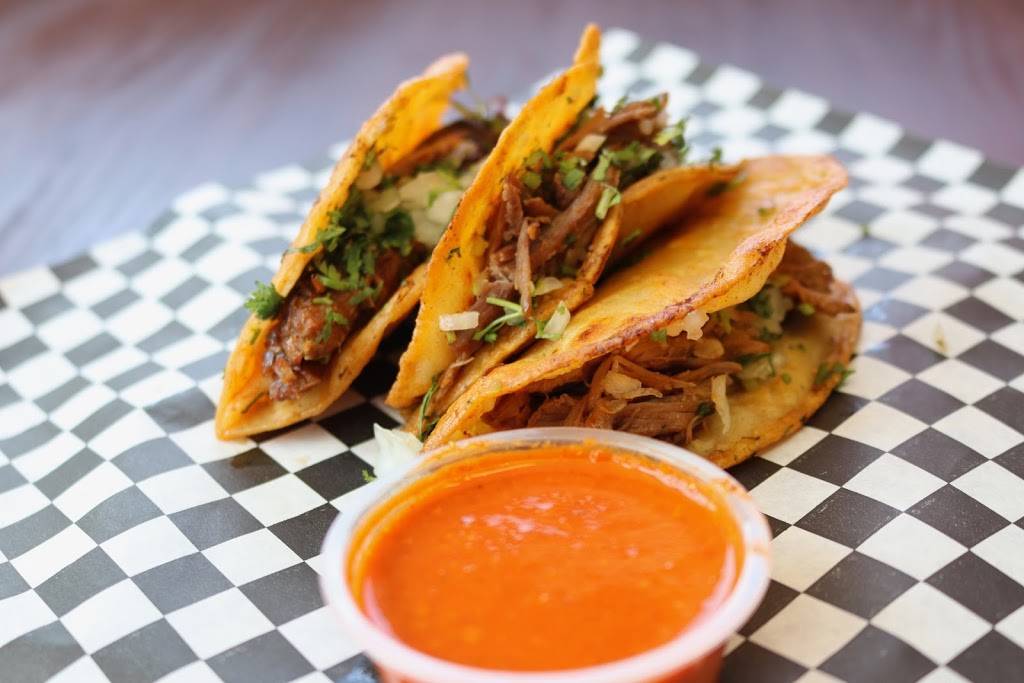 Navarro’s Taqueria | restaurant | 1535 S Standard Ave, Santa Ana, CA 92707, USA | 7144861068 OR +1 714-486-1068