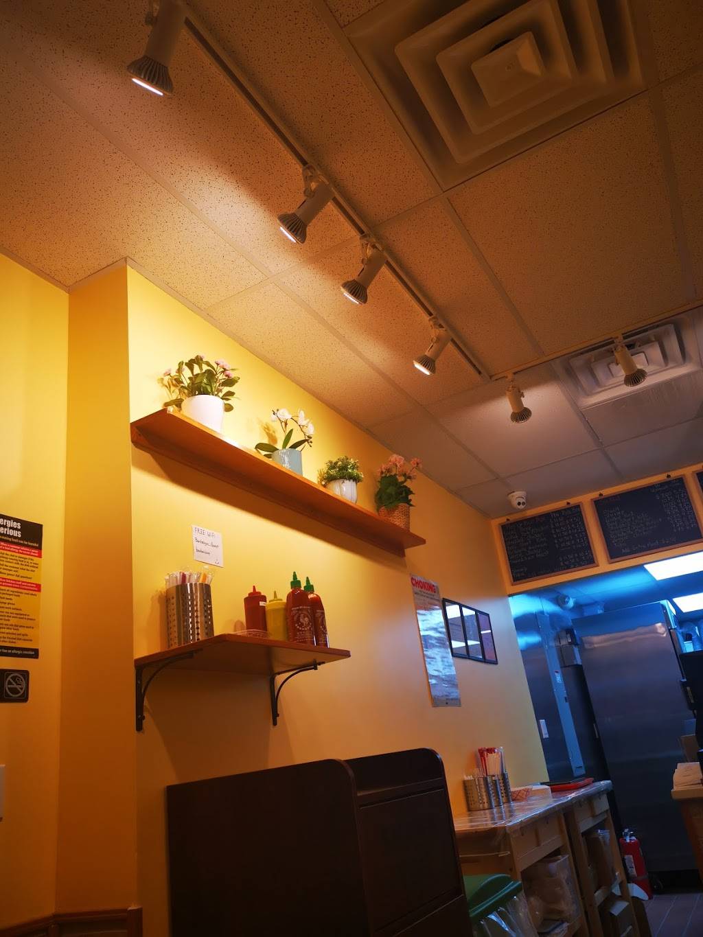 Banhmigos | restaurant | 92 Court St, Brooklyn, NY 11201, USA | 9293376188 OR +1 929-337-6188