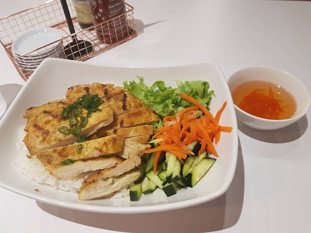 Wich Pho | restaurant | 1781 Garth Brooks Blvd, Yukon, OK 73099, USA | 4055776432 OR +1 405-577-6432