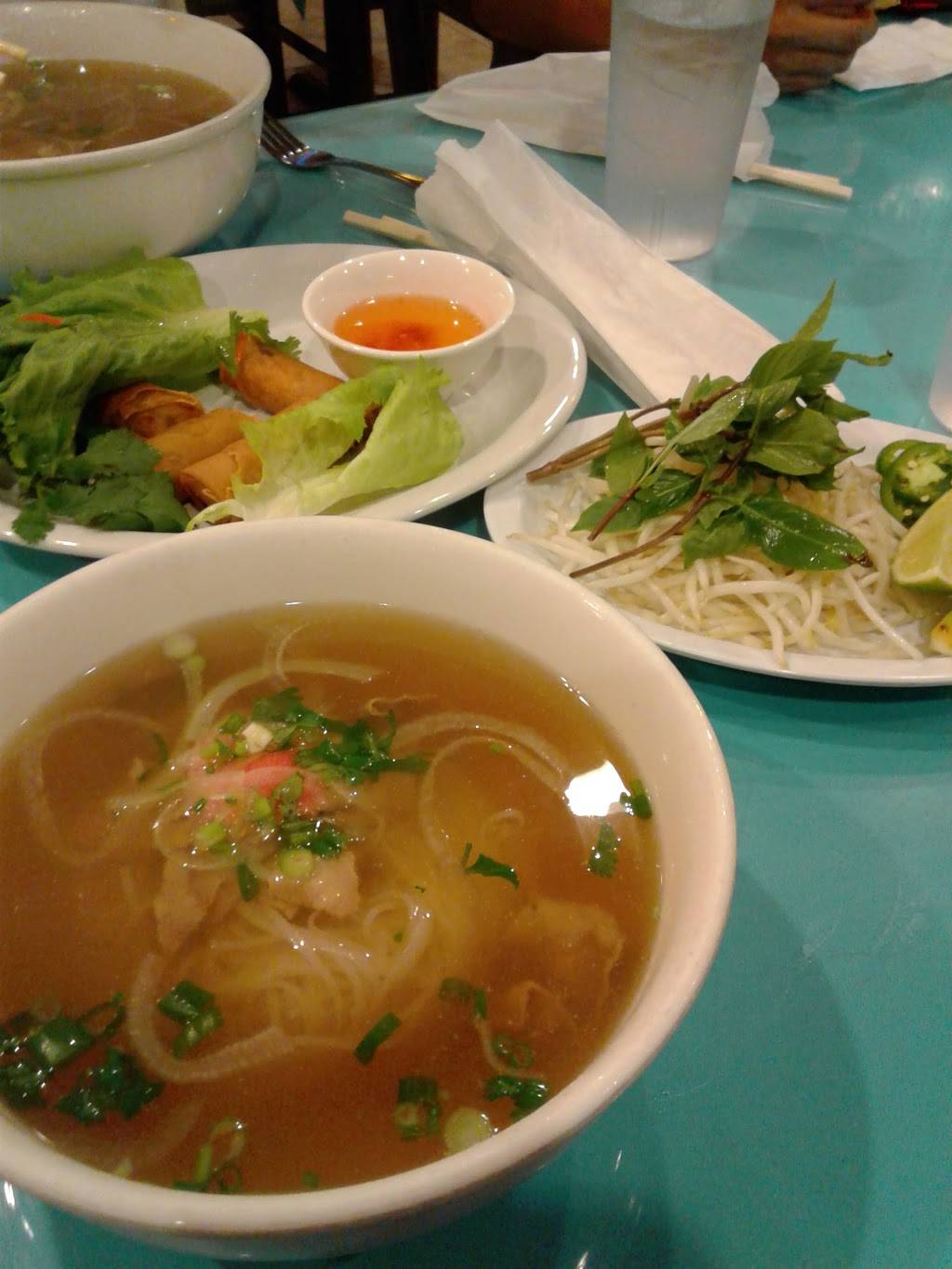 Saigon Restaurant | restaurant | 2601 Oakdale Rd # K, Modesto, CA 95355, USA | 2095762878 OR +1 209-576-2878