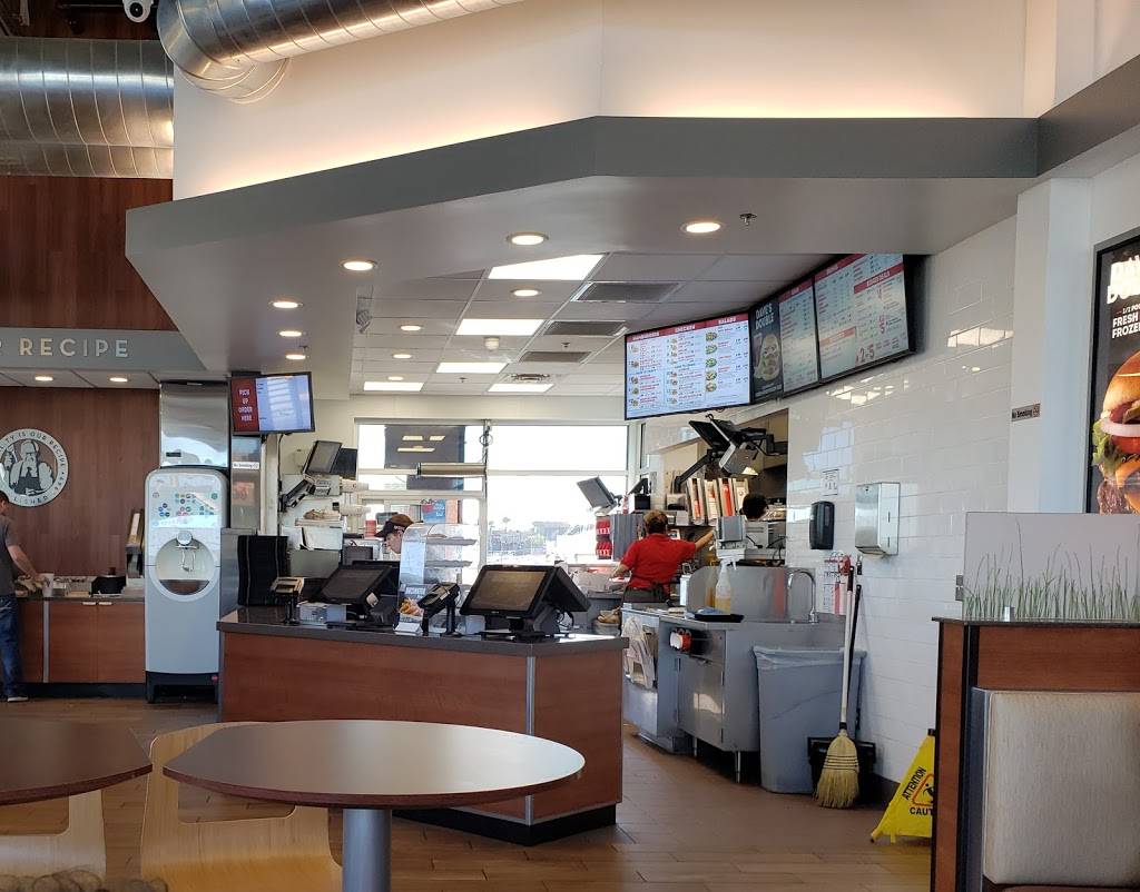 Wendys | restaurant | 7395 South Rainbow Road, Las Vegas, NV 89113, USA | 7023312299 OR +1 702-331-2299