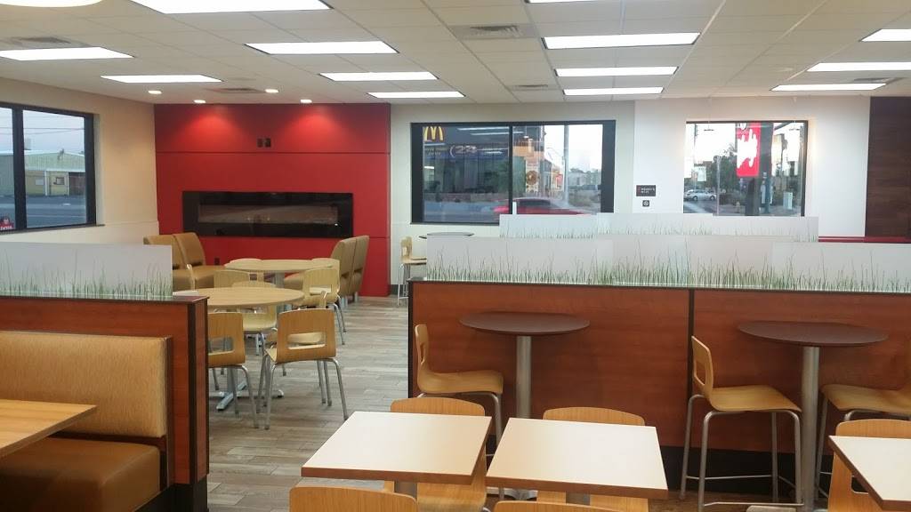 Wendys | restaurant | 2226 W Deer Valley Rd, Phoenix, AZ 85027, USA | 6237802006 OR +1 623-780-2006