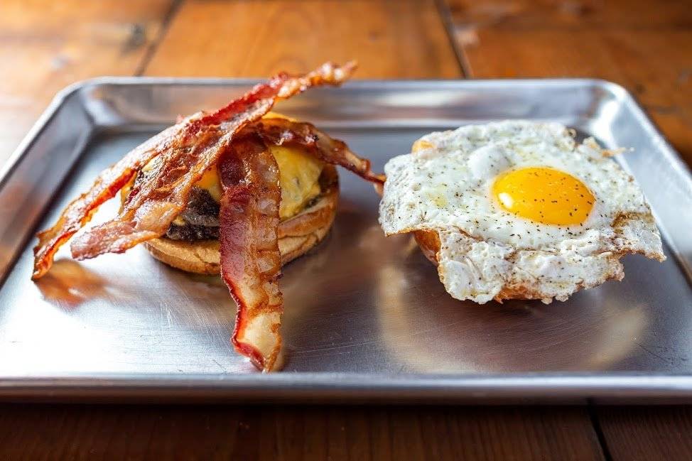 Lucys | restaurant | 1043 N California Ave, Chicago, IL 60622, USA | 3126758385 OR +1 312-675-8385