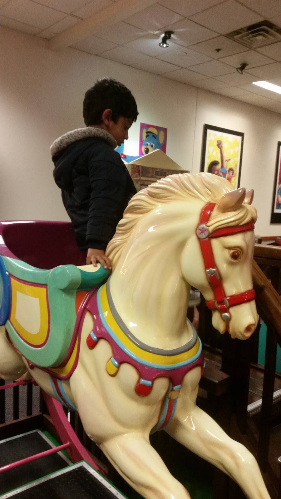 Chuck E. Cheese | restaurant | 50 SW Cutoff, Worcester, MA 01604, USA | 5087545151 OR +1 508-754-5151