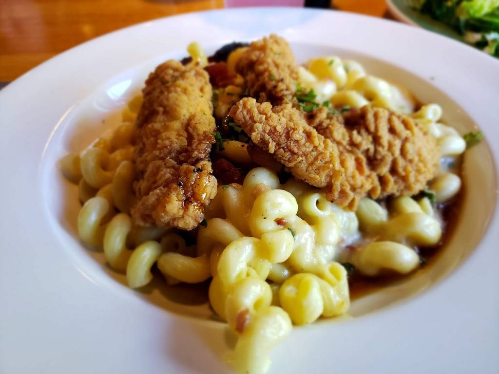 Applebees Grill + Bar | restaurant | 188 Cascade Mall Dr, Burlington, WA 98233, USA | 3607571414 OR +1 360-757-1414