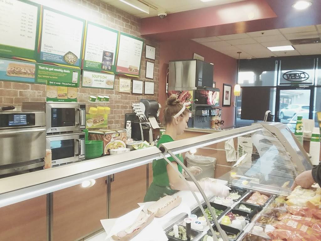 Subway | meal takeaway | 1503 W St Mary’s Rd Suite A-1, Tucson, AZ 85745, USA | 5207917827 OR +1 520-791-7827