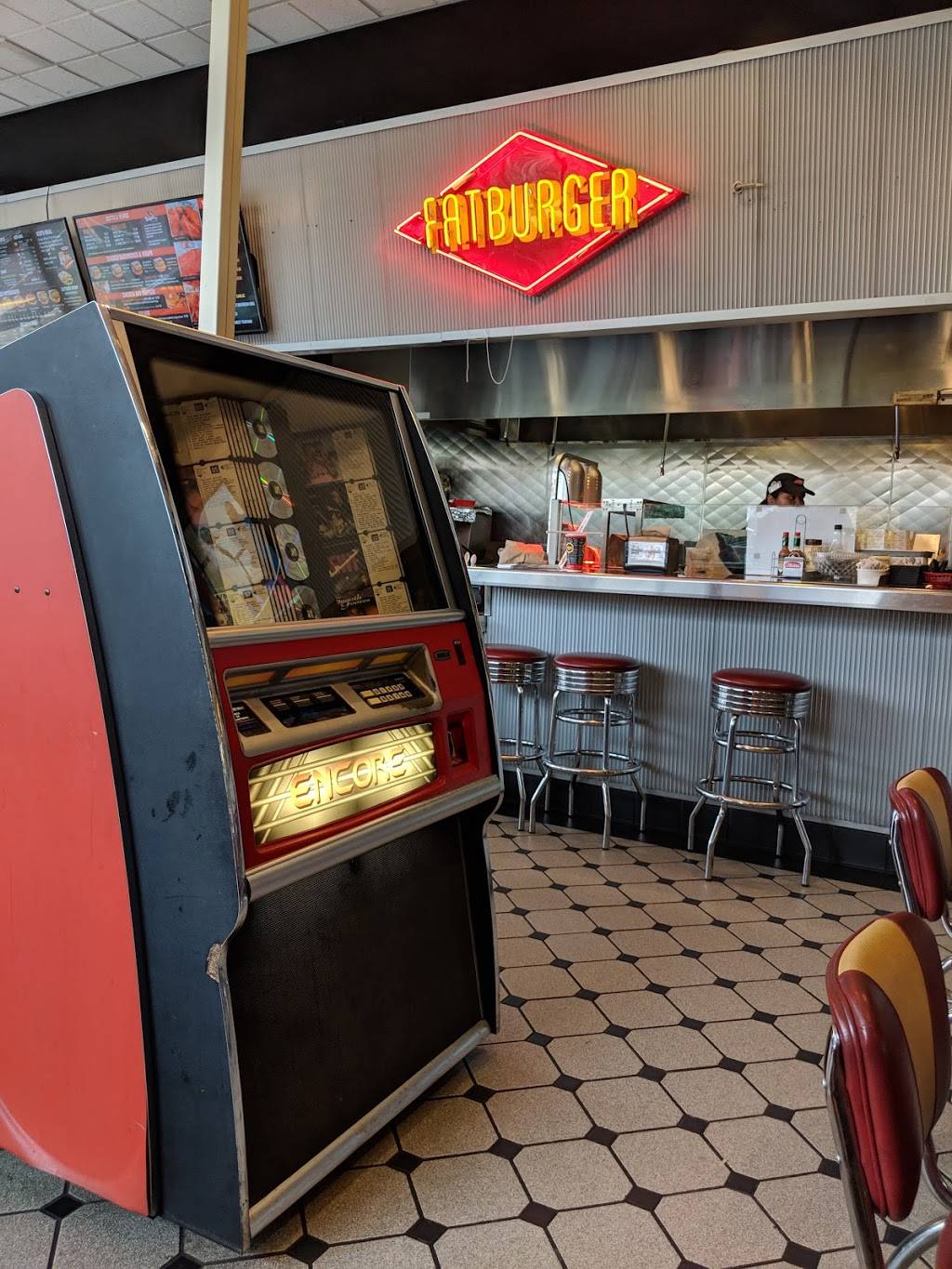 Fatburger & Buffalos Express | restaurant | 17181 Redmond Way #100, Redmond, WA 98052, USA | 4254978809 OR +1 425-497-8809