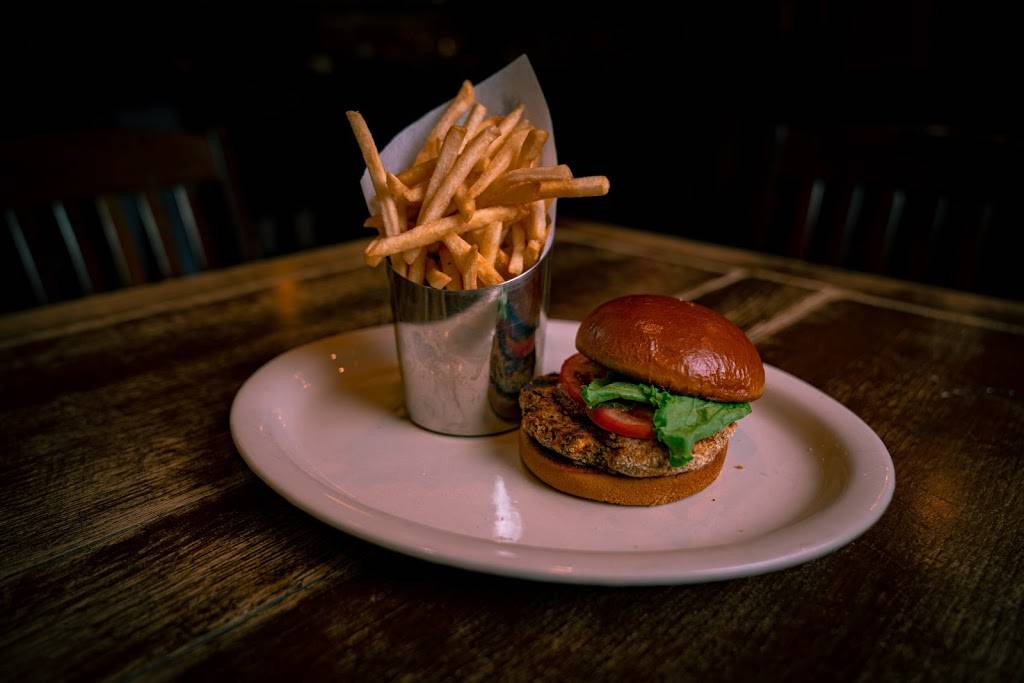 Blackfriar Pub | restaurant | 2621 McKinney Ave, Dallas, TX 75204, USA | 2149530599 OR +1 214-953-0599