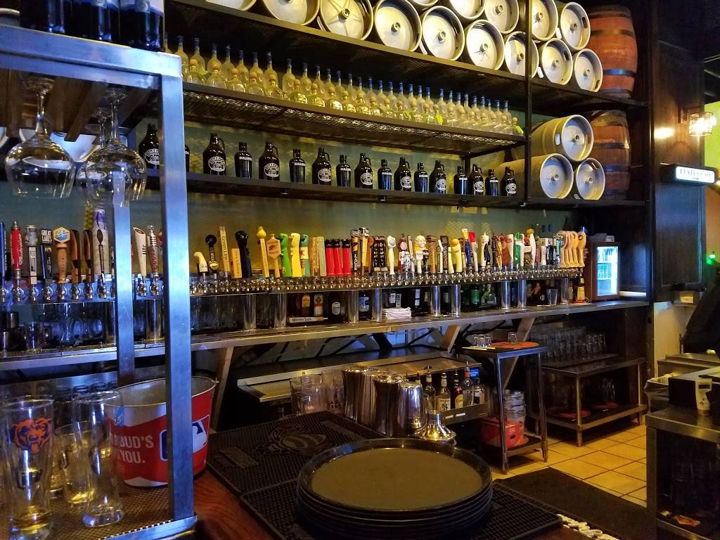 Bulldog Ale House | restaurant | 394 E Irving Park Rd, Roselle, IL 60172, USA | 6305290333 OR +1 630-529-0333