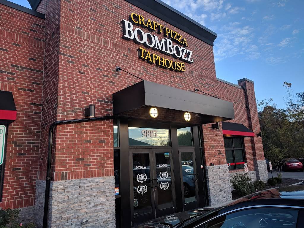 Boombozz Pizza & Taphouse | restaurant | 9887 E 116th St, Fishers, IN 46037, USA | 3175772699 OR +1 317-577-2699