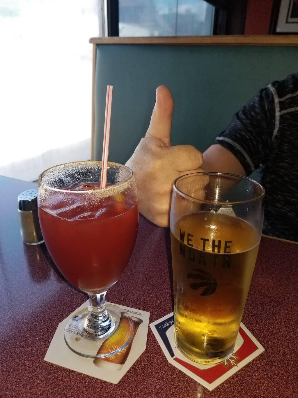 Wahoo Bar & Grill | restaurant | 39 Dundas St E, Trenton, ON K8V 1K6, Canada | 6133925551 OR +1 613-392-5551