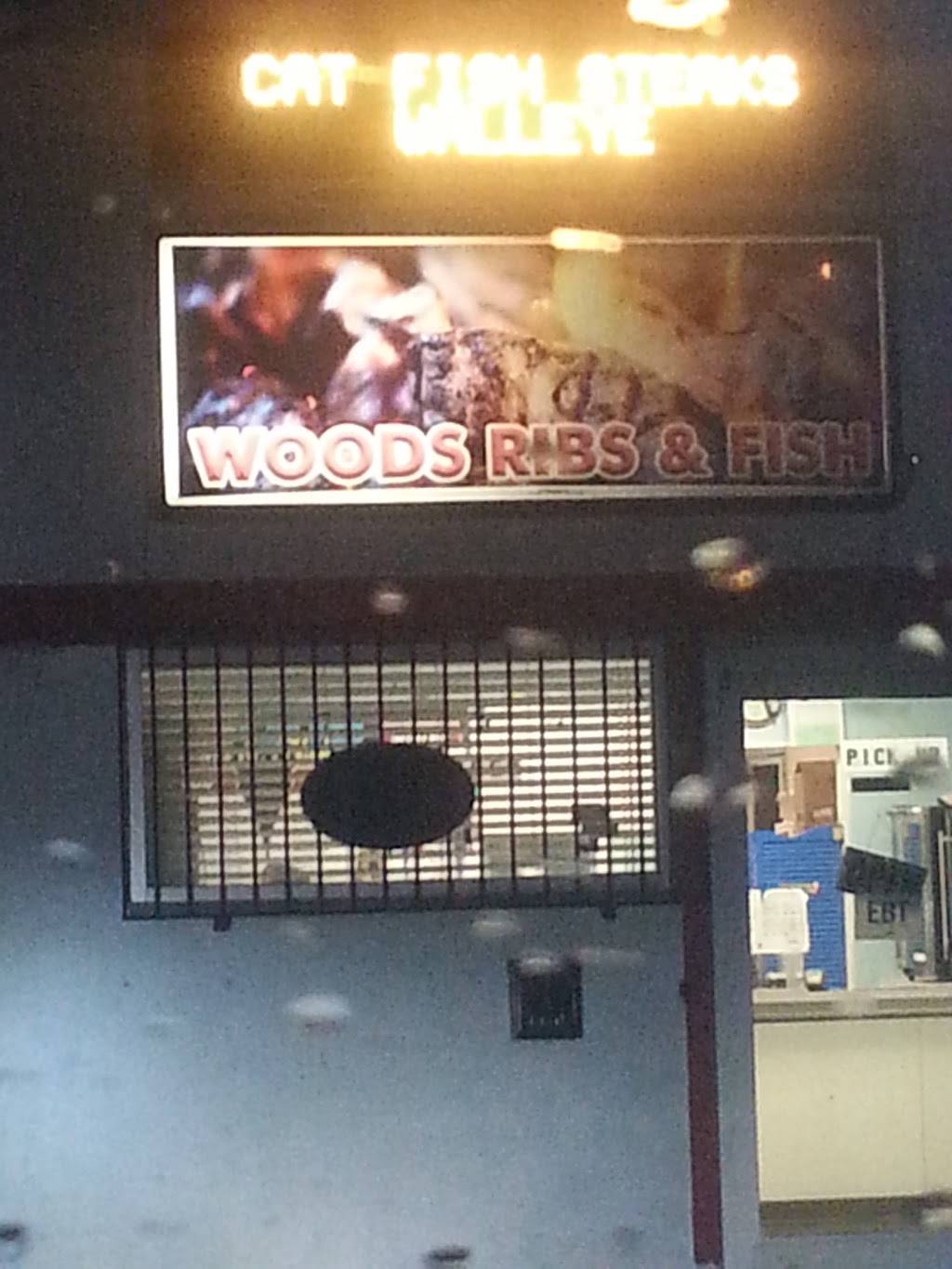 Woods Ribs & Fish | restaurant | G5037 Saginaw St, Flint, MI 48505, USA | 8102449935 OR +1 810-244-9935