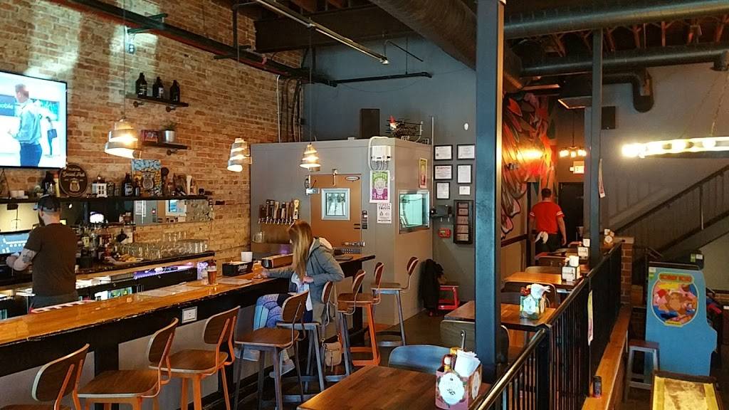 The Little Owl Social Pub | restaurant | 3747 Grand Blvd, Brookfield, IL 60513, USA | 7082555445 OR +1 708-255-5445