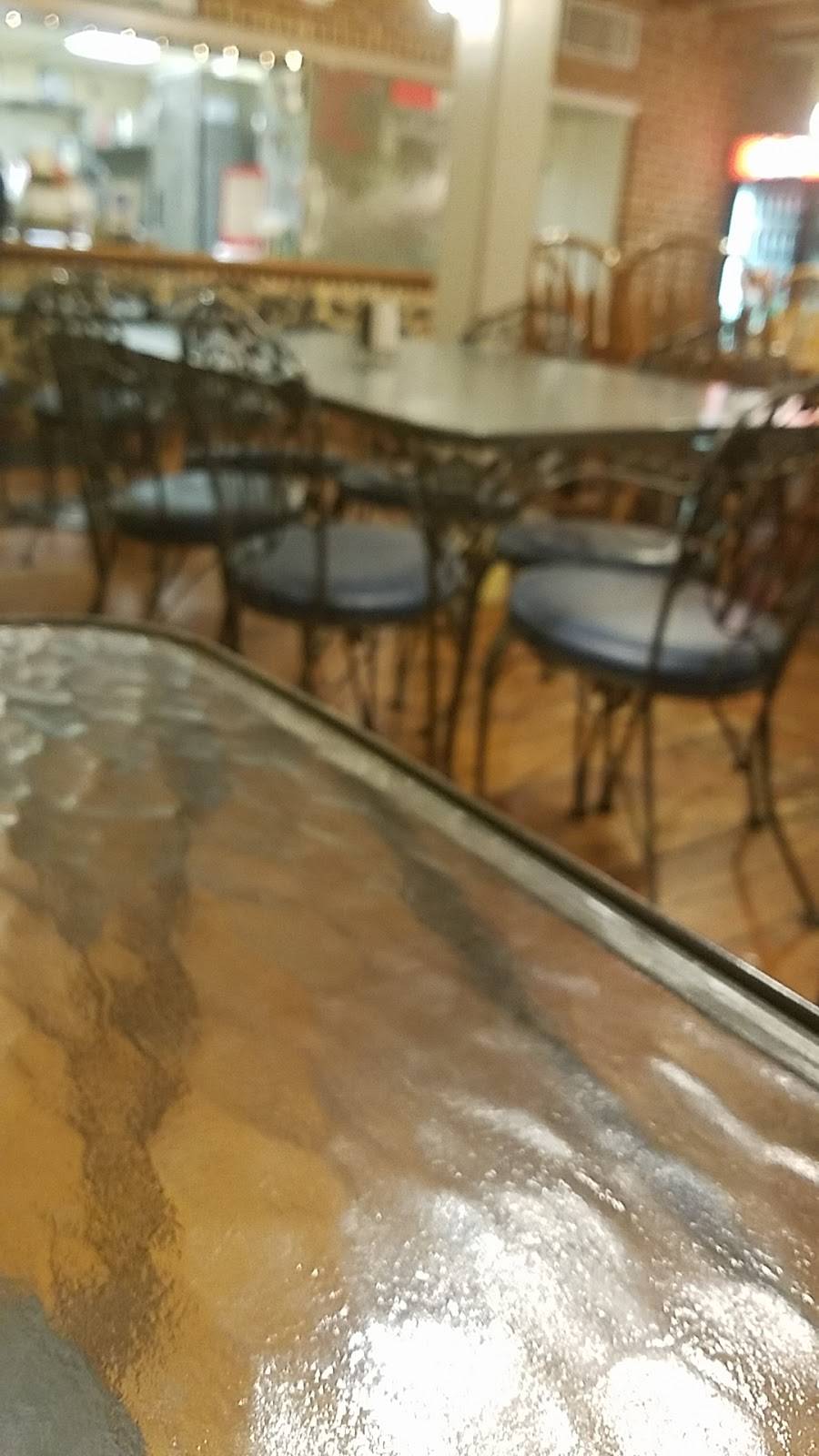 Jim & Nenas Pizzeria | restaurant | 3 S Main St, York New Salem, PA 17371, USA | 7177923078 OR +1 717-792-3078