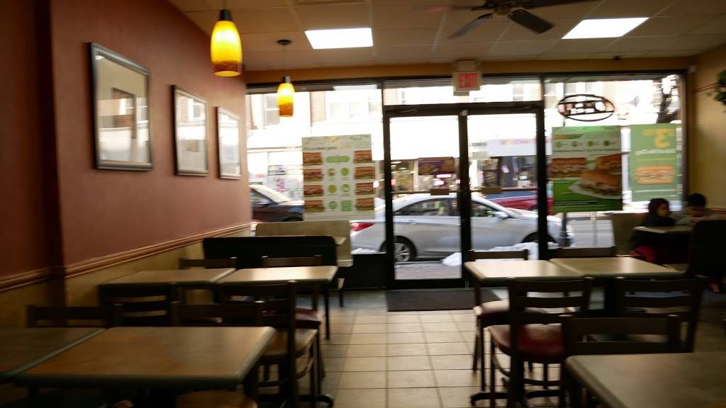 Subway Restaurants | restaurant | 201 Smith St, Perth Amboy, NJ 08861, USA | 7326977000 OR +1 732-697-7000