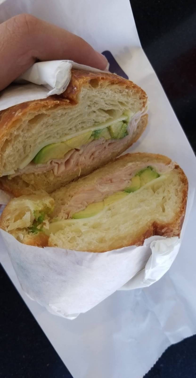 Yum Yum Donuts | bakery | 932 W Highland Ave, San Bernardino, CA 92405, USA | 9098829269 OR +1 909-882-9269