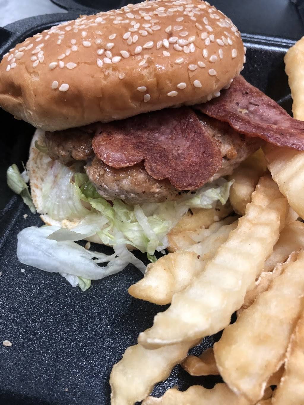 JAYS BACKYARD BBQ | restaurant | 5604 W Division St, Chicago, IL 60651, USA | 7734173830 OR +1 773-417-3830