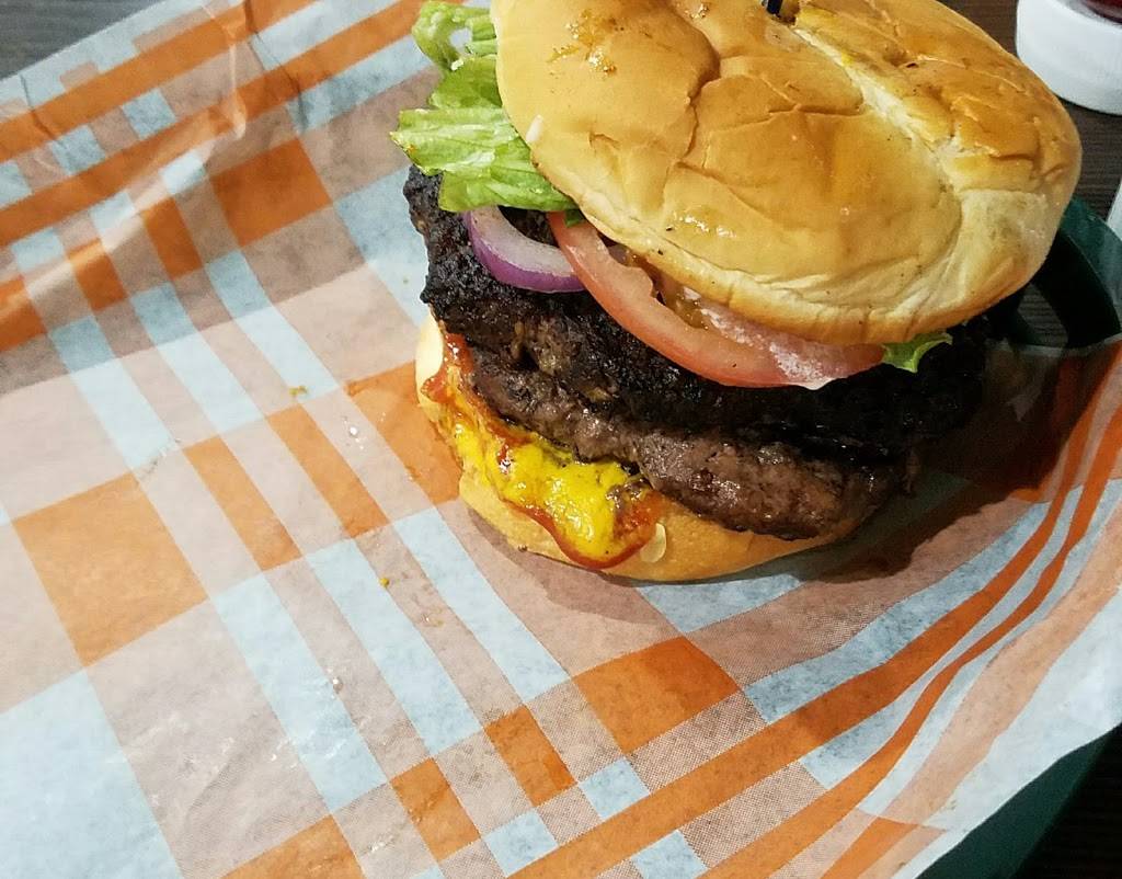 Back Yard Burgers | restaurant | 436 N Perkins Rd, Memphis, TN 38117, USA | 9017631833 OR +1 901-763-1833
