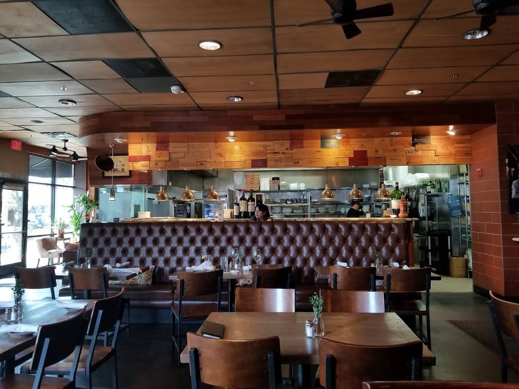 Tresinos | restaurant | 36068 Hidden Springs Rd, Wildomar, CA 92595, USA | 9516786900 OR +1 951-678-6900