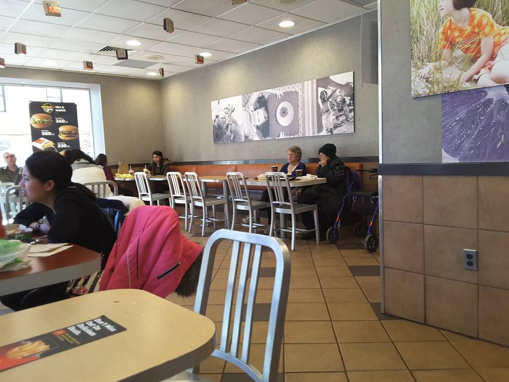 McDonalds | cafe | 7124 3rd Ave, Brooklyn, NY 11209, USA | 7184910223 OR +1 718-491-0223