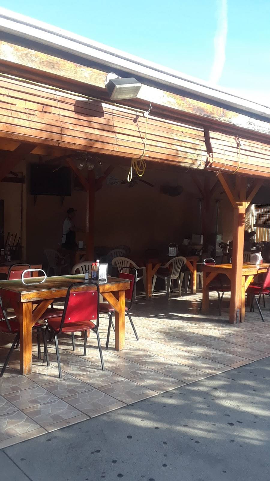 Mariscos Nayarit | restaurant | 2983 E Imperial Hwy, Lynwood, CA 90262, USA | 3107629148 OR +1 310-762-9148