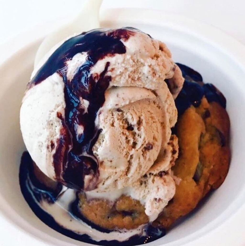 Ice Cream Jubilee | restaurant | 4238 Wilson Blvd Level C, Arlington, VA 22203, USA | 7035662145 OR +1 703-566-2145