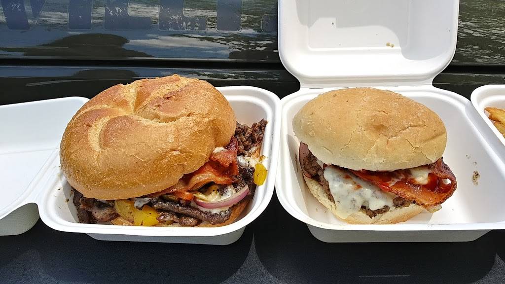 Funcles Café | restaurant | 3584 Whitney Ave, Hamden, CT 06518, USA | 2038239661 OR +1 203-823-9661