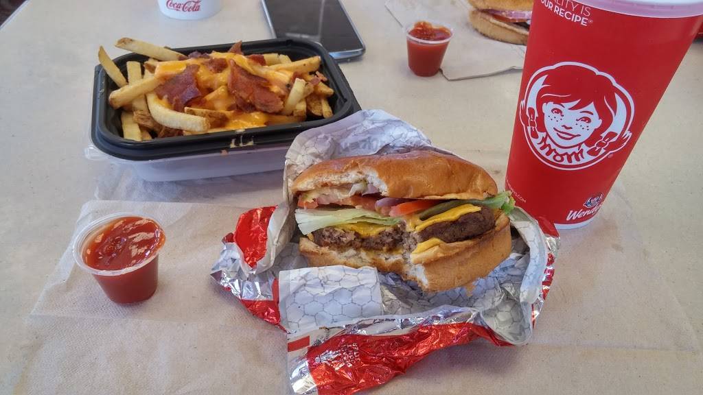 Wendys | restaurant | 3601 W Hillsborough Ave, Tampa, FL 33614, USA | 8138731228 OR +1 813-873-1228