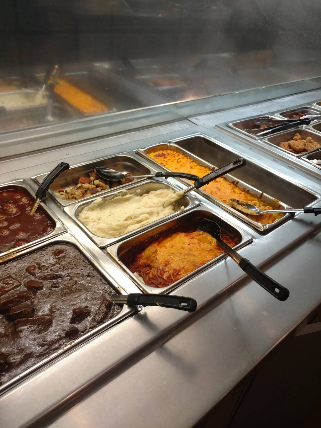 Gavids Steak House | restaurant | 1501 W Broad St, Waynesboro, VA 22980, USA | 5409496353 OR +1 540-949-6353