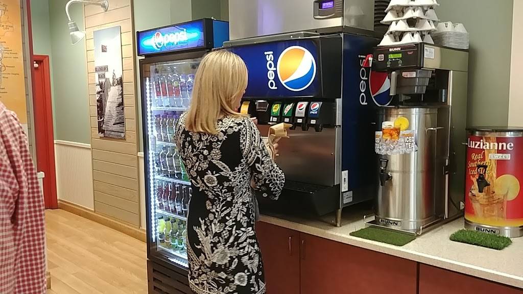 Jersey Mikes Subs | meal takeaway | 6390 W Indiantown Rd Suite 34, Jupiter, FL 33458, USA | 5617477272 OR +1 561-747-7272