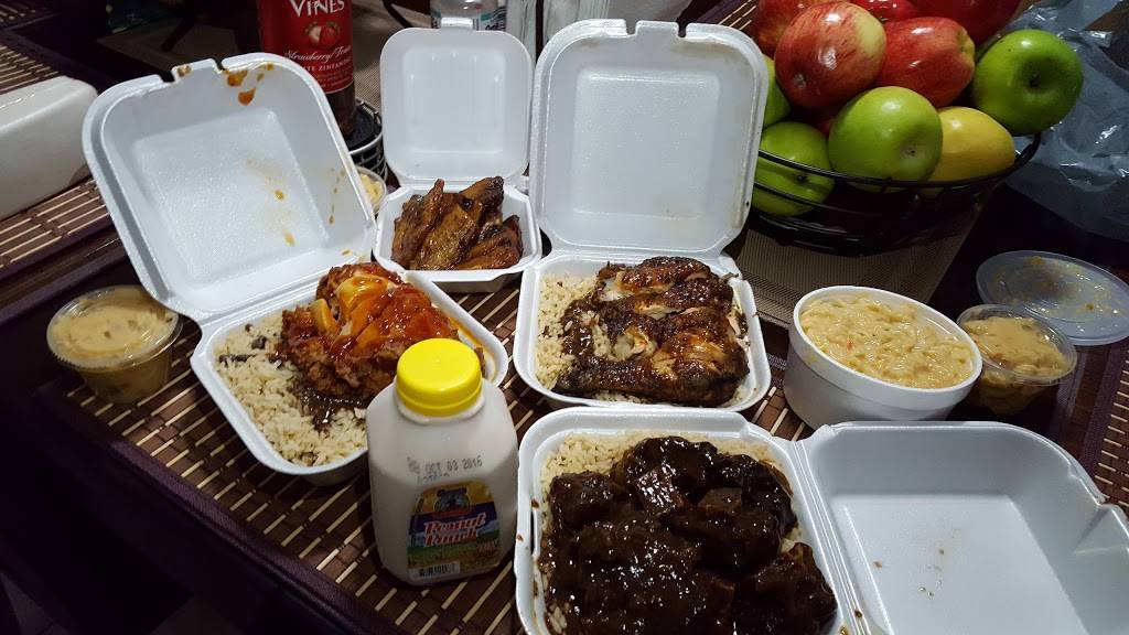 Bakers Jerk House | restaurant | 50 Sunnyvale Gate, Brampton, ON L6S 6J3, Canada | 9054586449 OR +1 905-458-6449