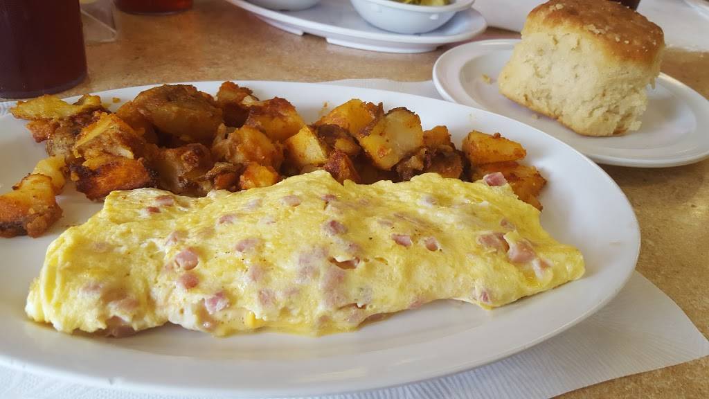 Southern Kitchen | restaurant | 801 Federal Hwy, Lake Park, FL 33403, USA | 5618441735 OR +1 561-844-1735