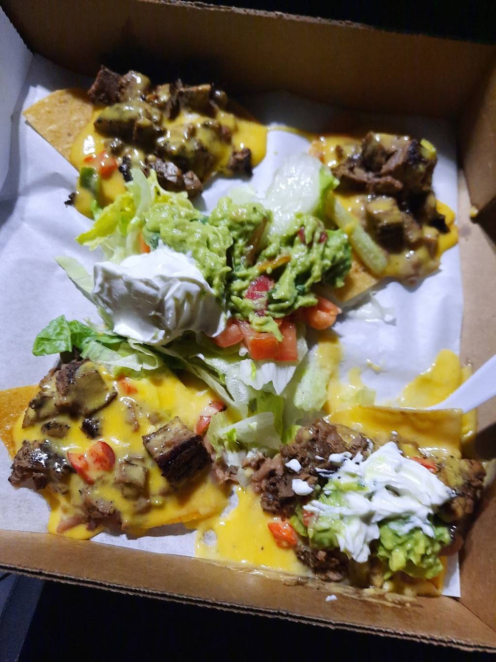 Chachos | restaurant | 6006 Westheimer at, Fountain View Dr, Houston, TX 77057, USA | 7139759699 OR +1 713-975-9699